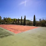 Villa Degli Olivi *